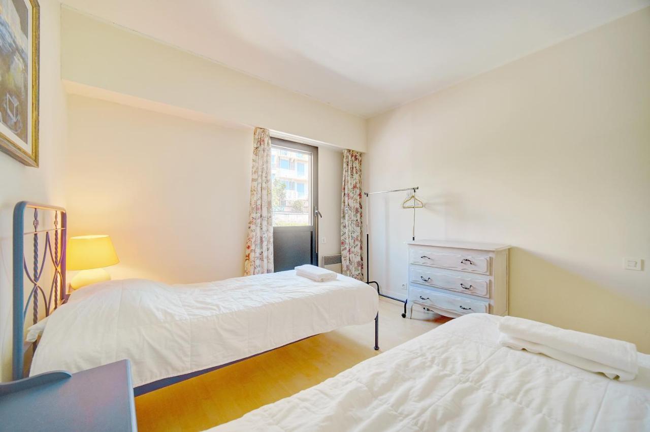 3 Bedrooms Center South Terrace Cannes